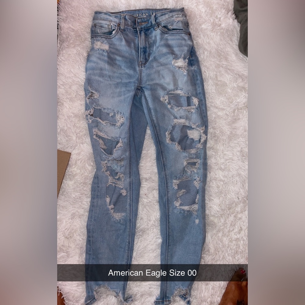 American Eagle Jeans Size 00. 20$ + Shipping.